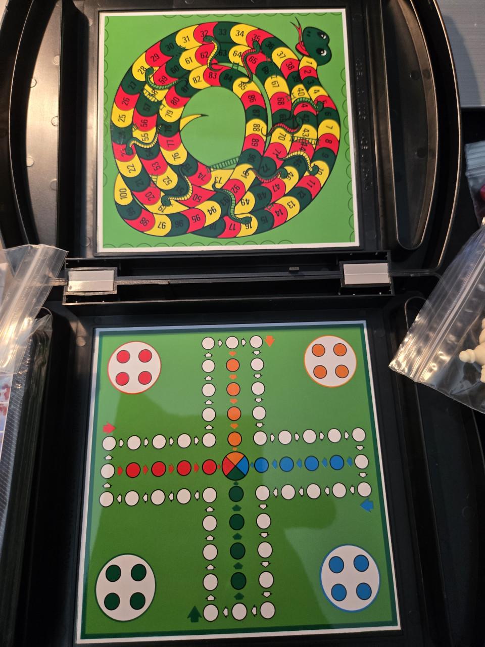 11-in-1 magnetische reisspellencollectie, Nieuw