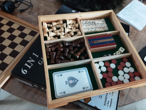 Houten spellendoos