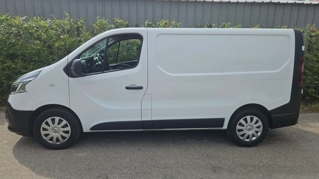 Renault Trafic 2.0 dci 16v ---145 pk uitvoering---