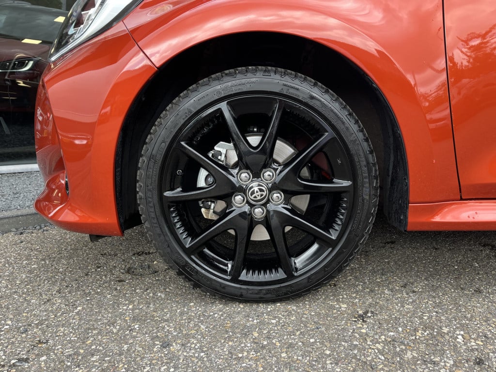 Toyota Yaris 1.5 hybrid executive | carplay | navi | stoelverw. | acc