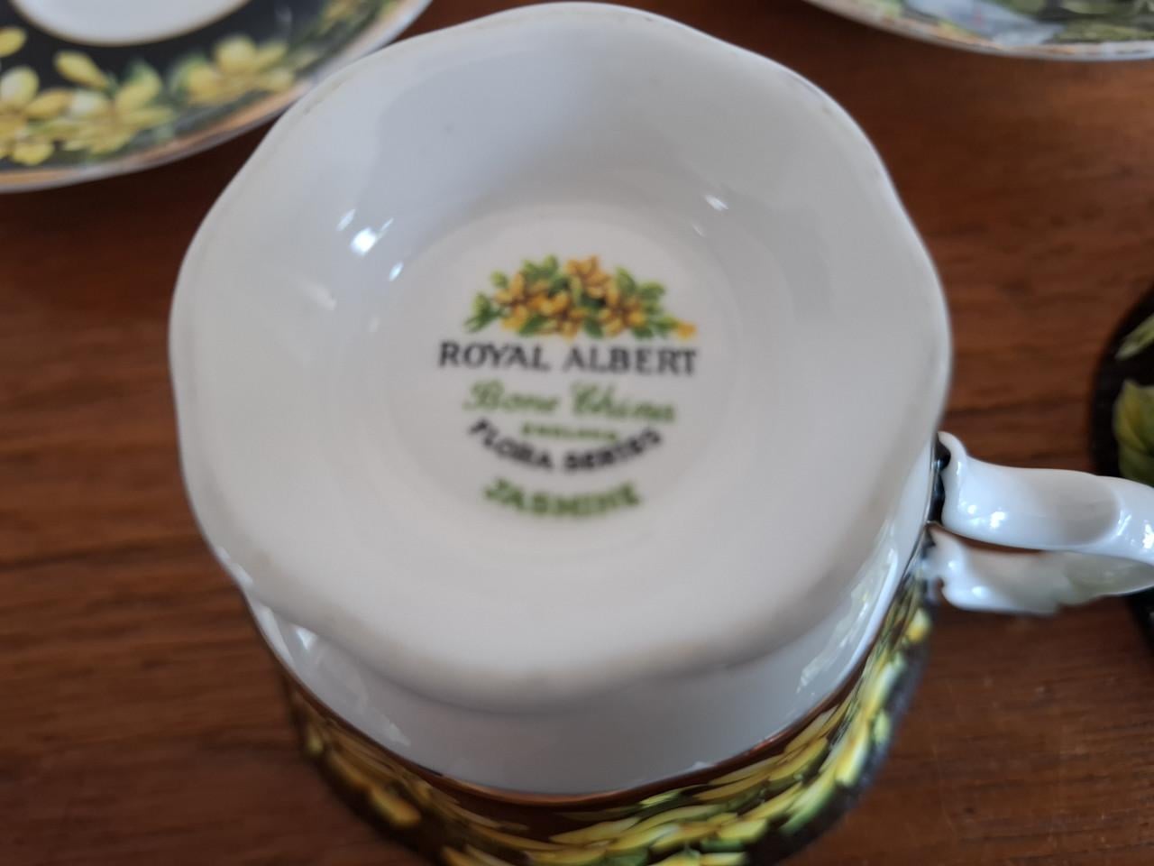 Royal Albert kop en schotel