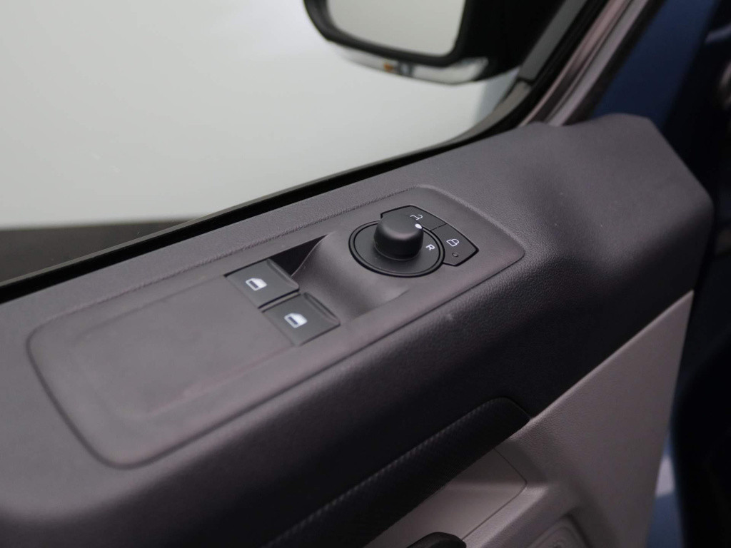 Ford Transit Custom 320 2.0 tdci l2h1 trend