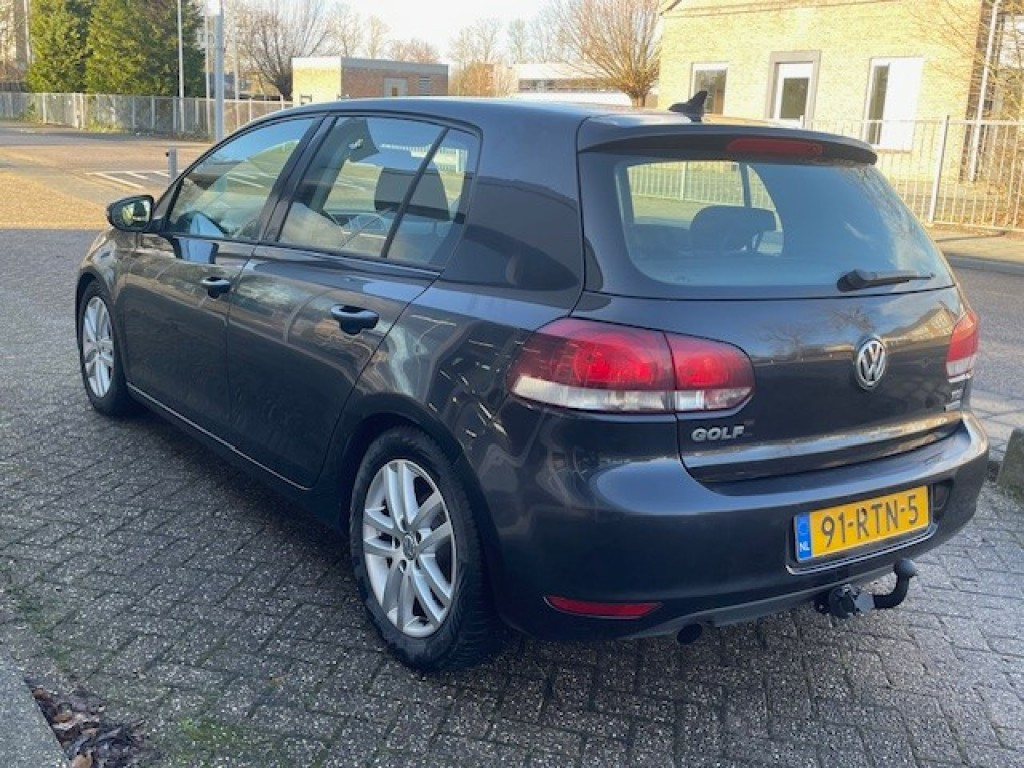 Volkswagen Golf 1.6 tdi highline bluemotion *verkocht*
