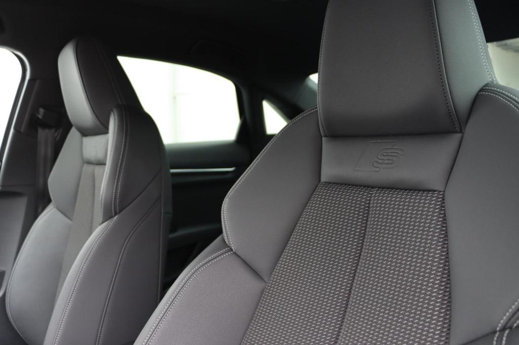 Audi A3 limousine 35 tfsi s-line edition 150pk s-tronic