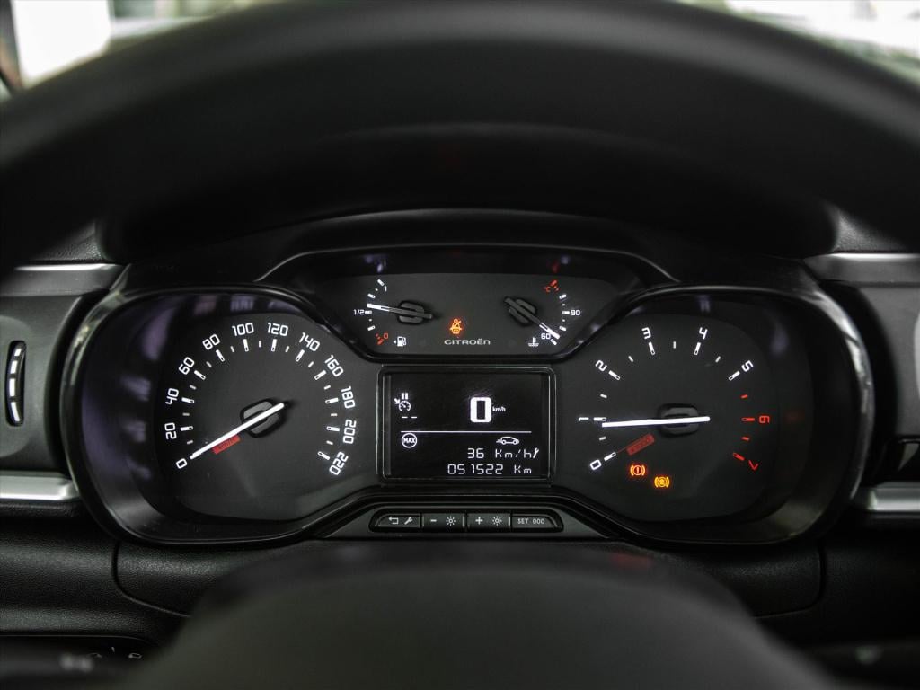 Citroen C3 1.2 puretech 82pk shine | panoramadak | stoelverwarming | cruise
