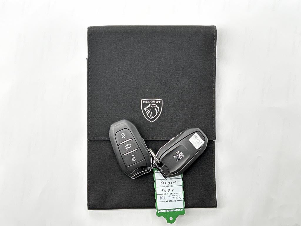 Peugeot 208 100pk allure pack | rijklaar | keyless | camera | stoelverwarmi