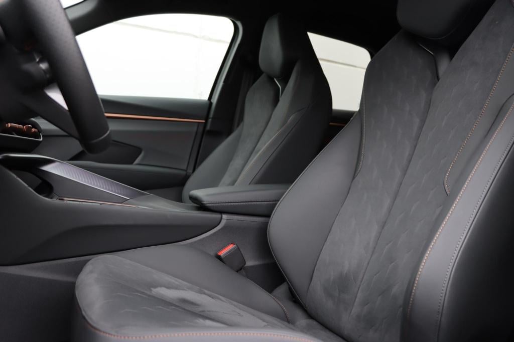 Cupra Terramar 1.5 tsi e-hybrid business 204pk dsg6 | soh 100% |
