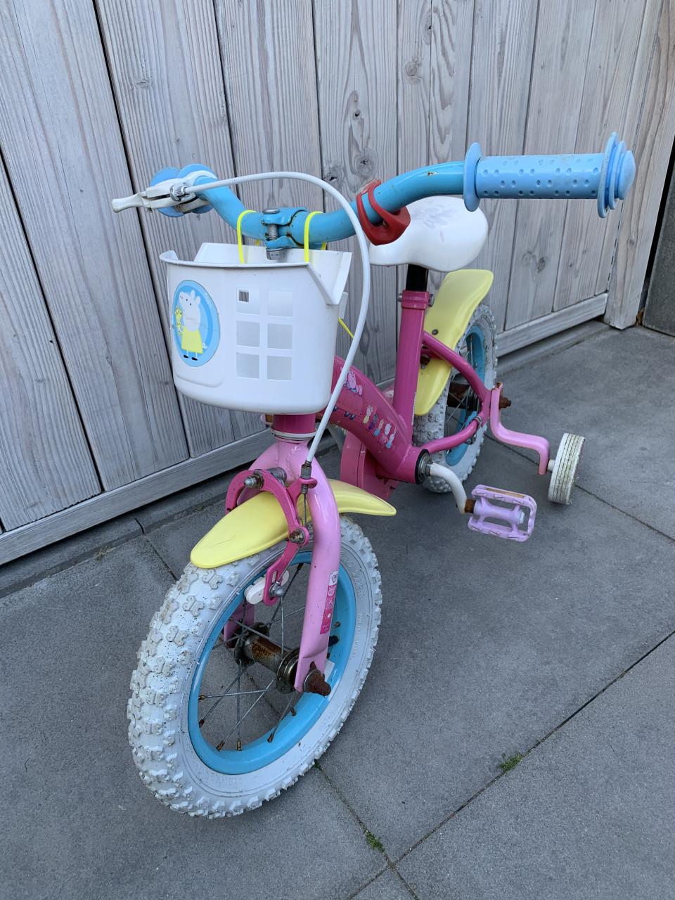 Roze kinderfiets met Peppa Pig 12inch met zijwieltjes