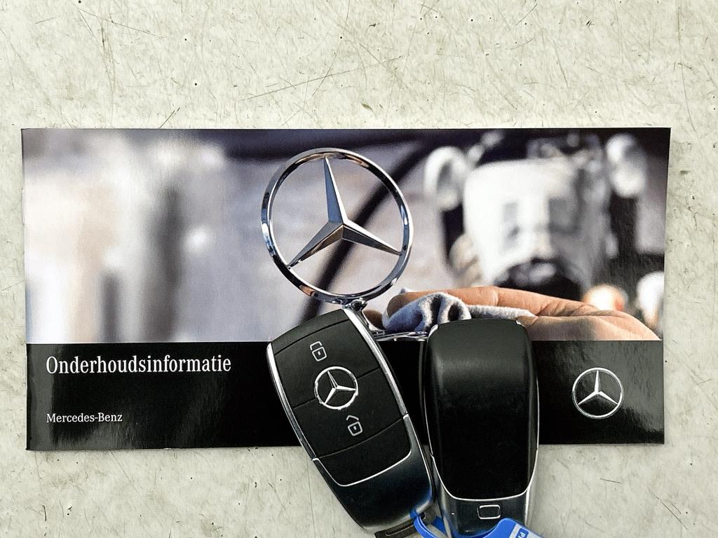 Mercedes-Benz Gla-klasse 250 e plug-in hybride panorama schuif-kanteldak | 