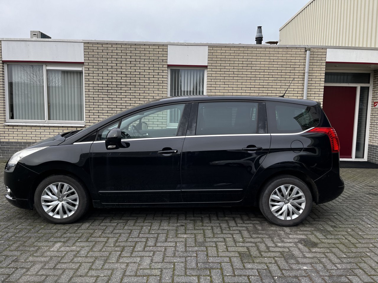 Peugeot 5008 1.6 VTi ST 7p. NIEUWE MOTOR!