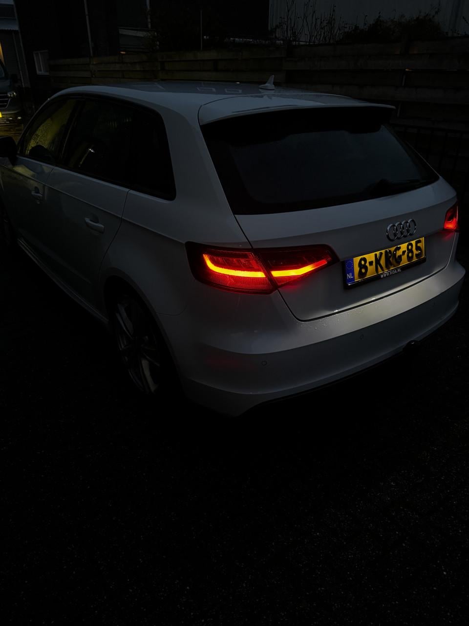 AUDI A3 SPORTBACK 3X S-Line 123PK + B&O