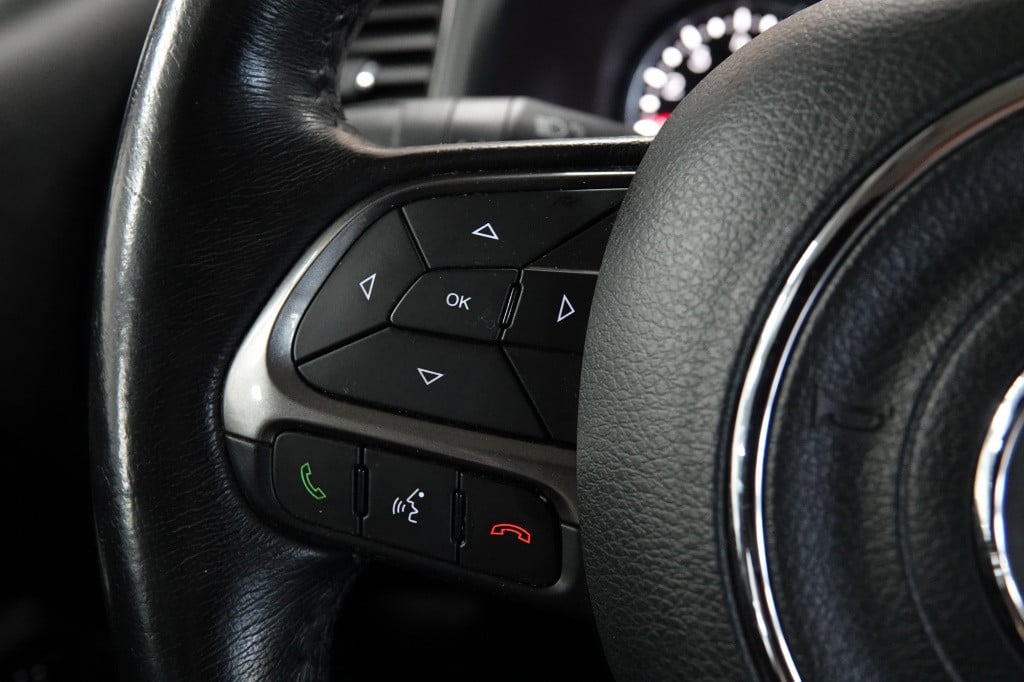 Jeep Renegade 1.3t | led | camera | cruise | pdc |