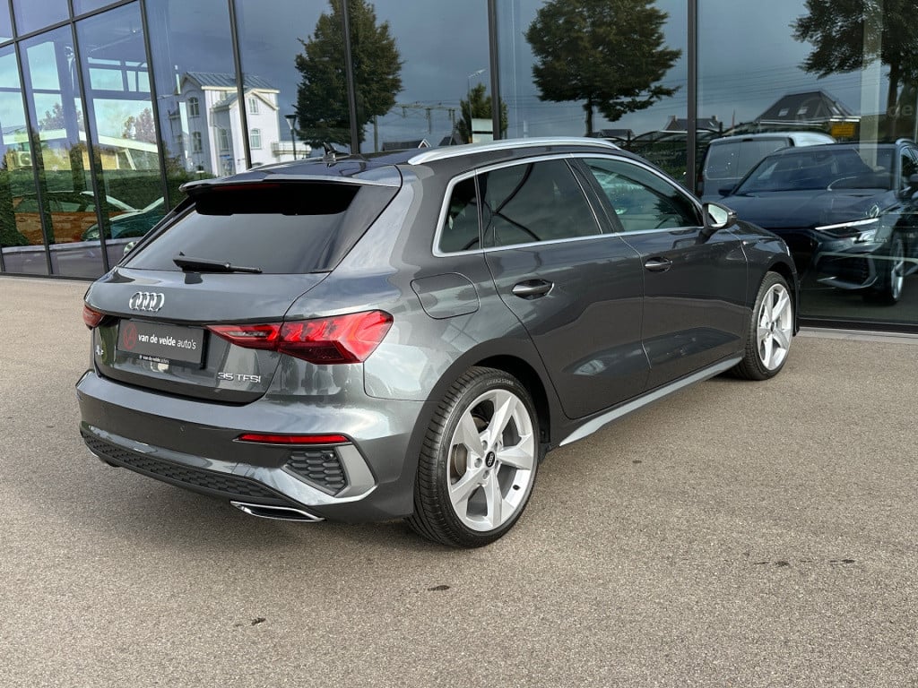 Audi A3 sportback 35 tfsi 150pk s-tronic s-line | led | virtual cockpit | s