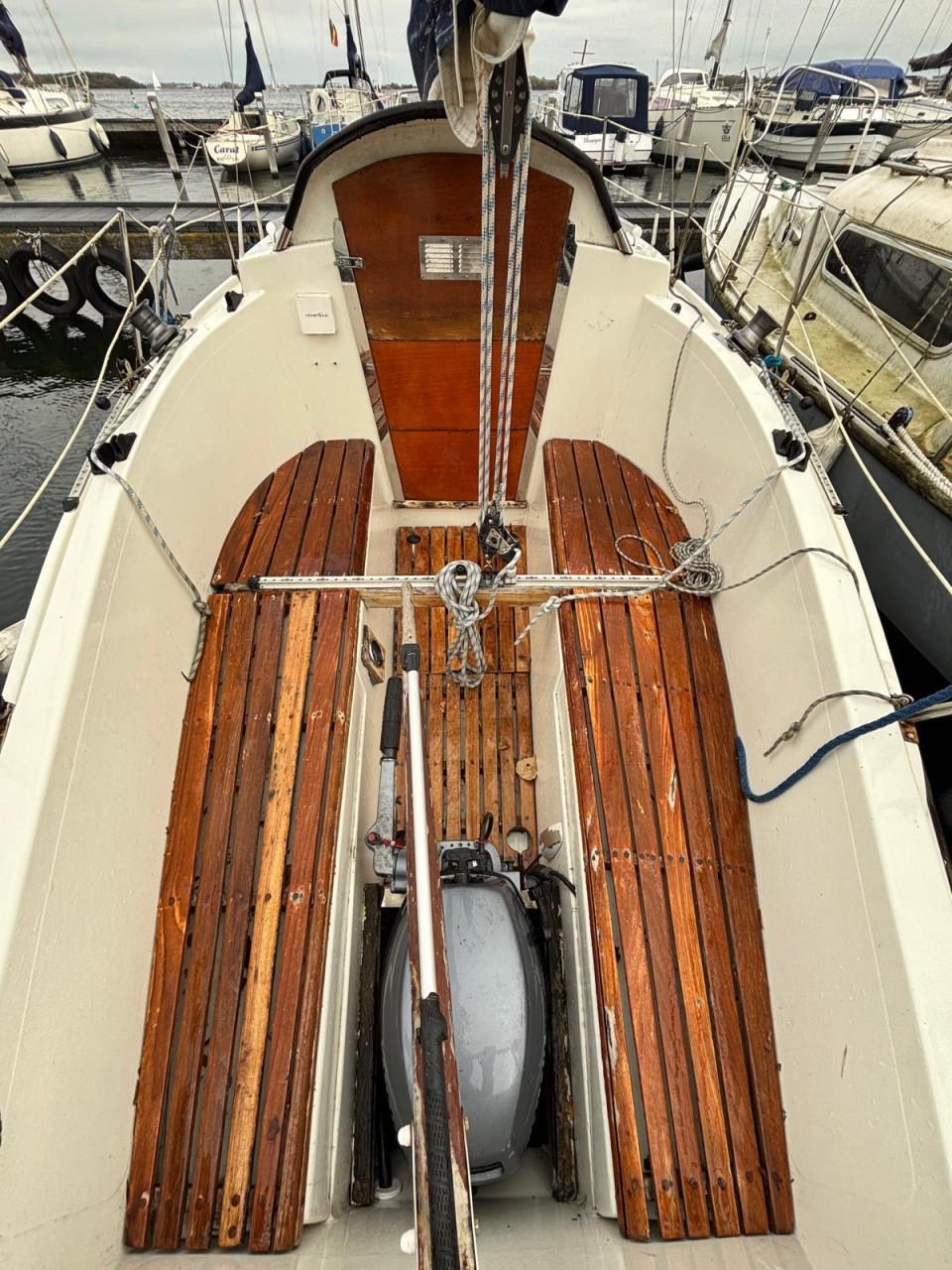 Kievit 680 kajuitzeilboot