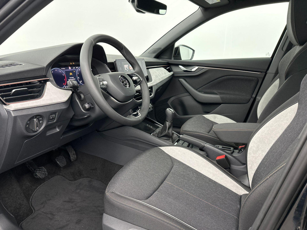 Skoda Scala 1.0 tsi business edition - travel assist