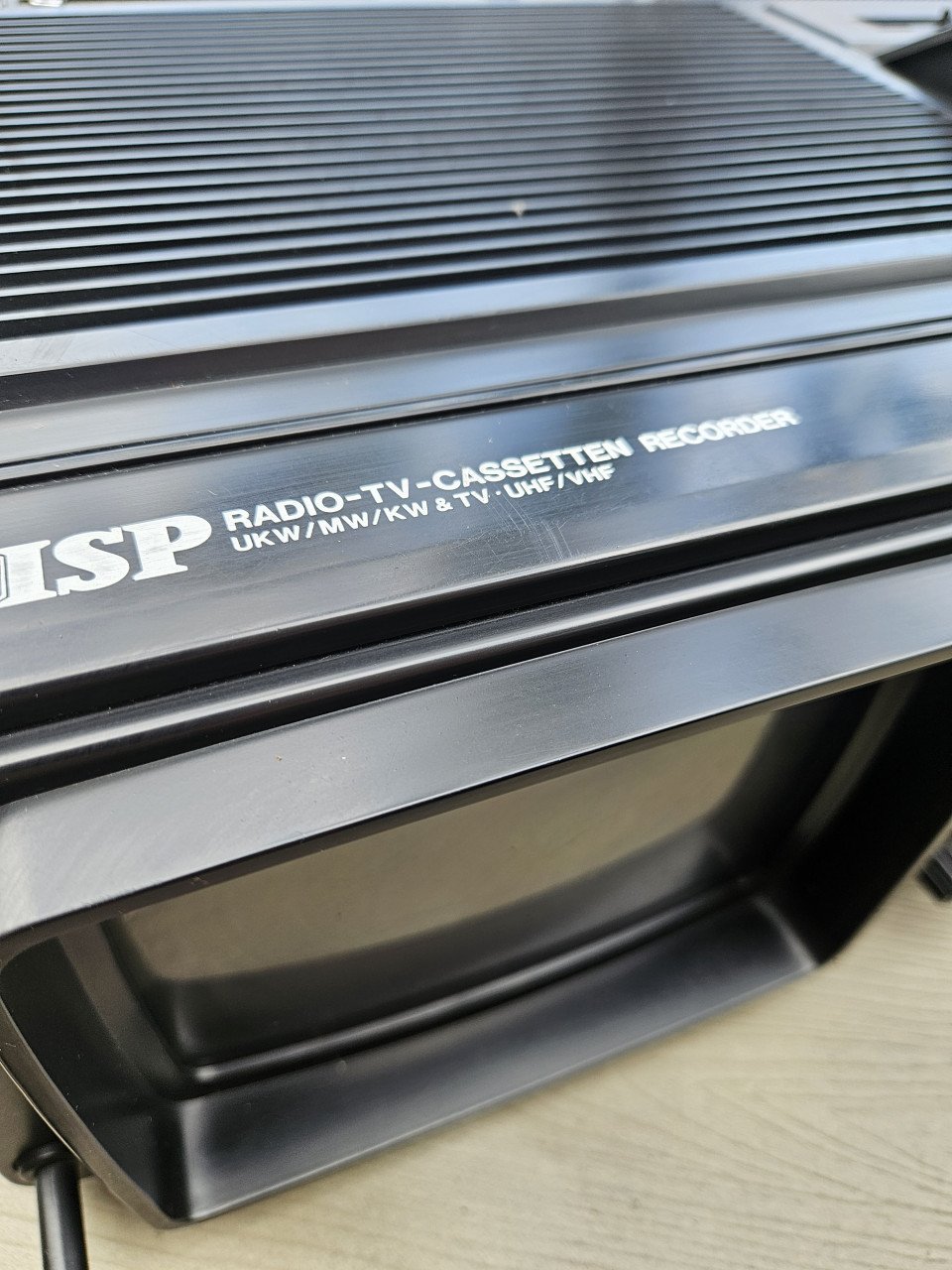 Leuk jaren 70 ISP Radio Cassette Tv model RTC-4020....