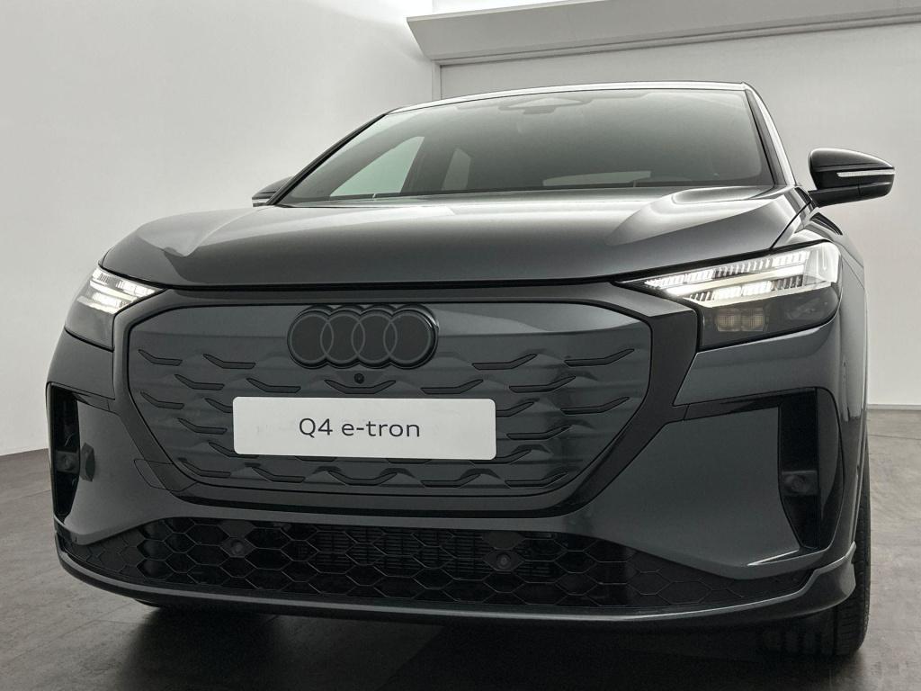 Audi Q4 Sportback E-tron s edition e-tron 45 82 kwh 210 kw / 286 pk sportba