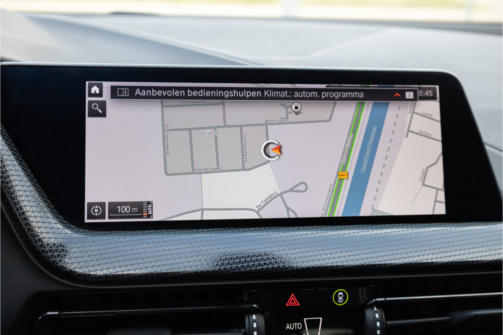 BMW 1 Serie 118i sport line business edition ✅1jaarbovag✅cam✅nav✅apple✅cc