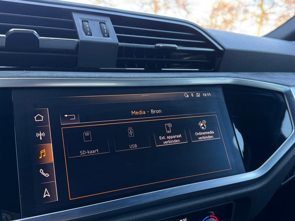 Audi Q3 sportback 35 tfsi s-line * matrix led * camera * black pack * keyle