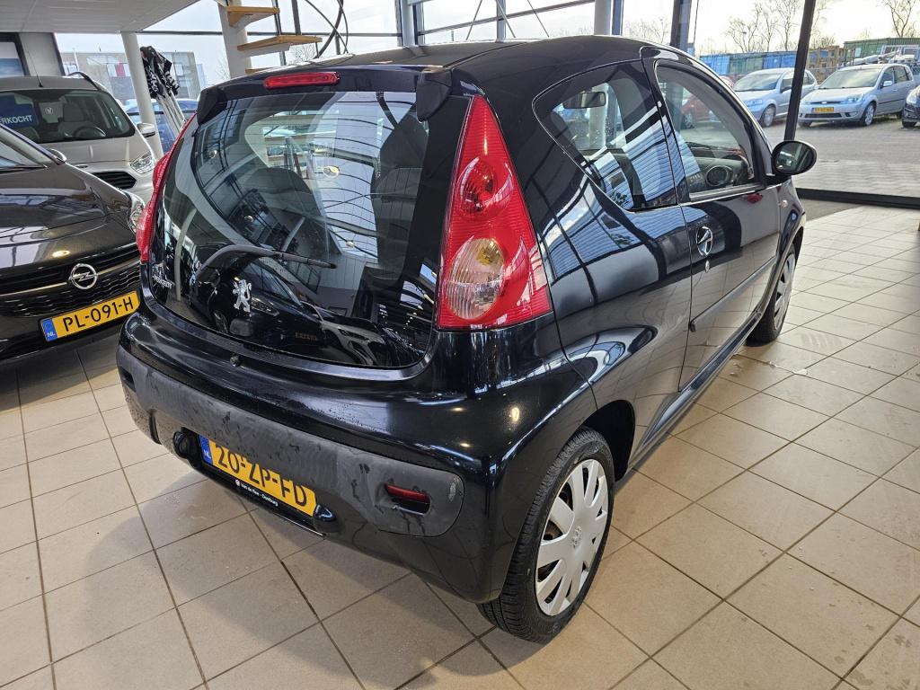 Peugeot 107 1.0-12v xs