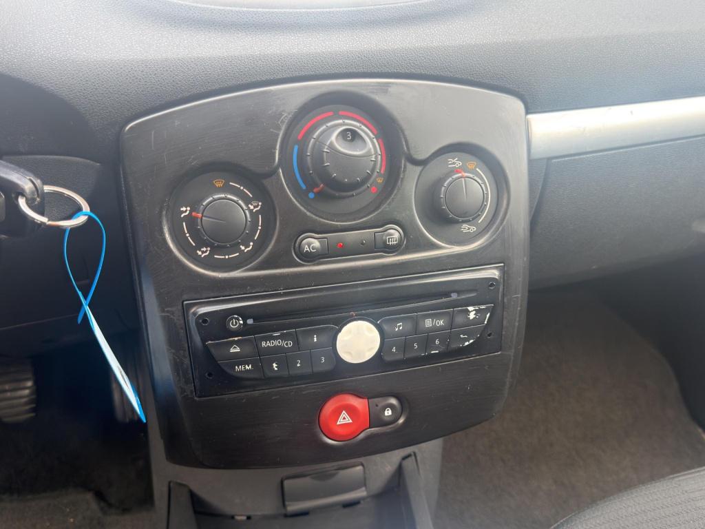 Renault Clio estate 1.2 tce collection airco cruise