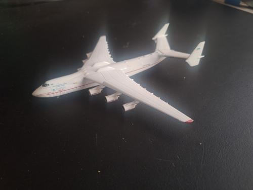 Diecast model Antonov AN-225, 1:500