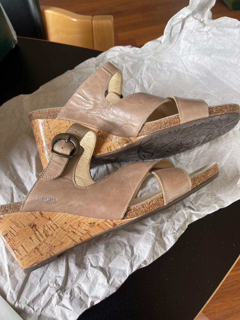 Nieuwe Mephisto sandalen 41