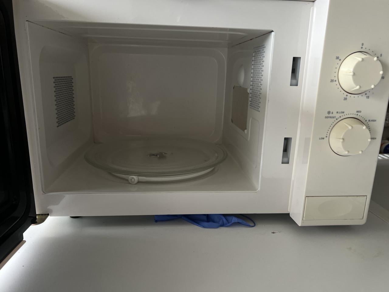 Als nieuwe magnetron met eenvoudig te bedienen