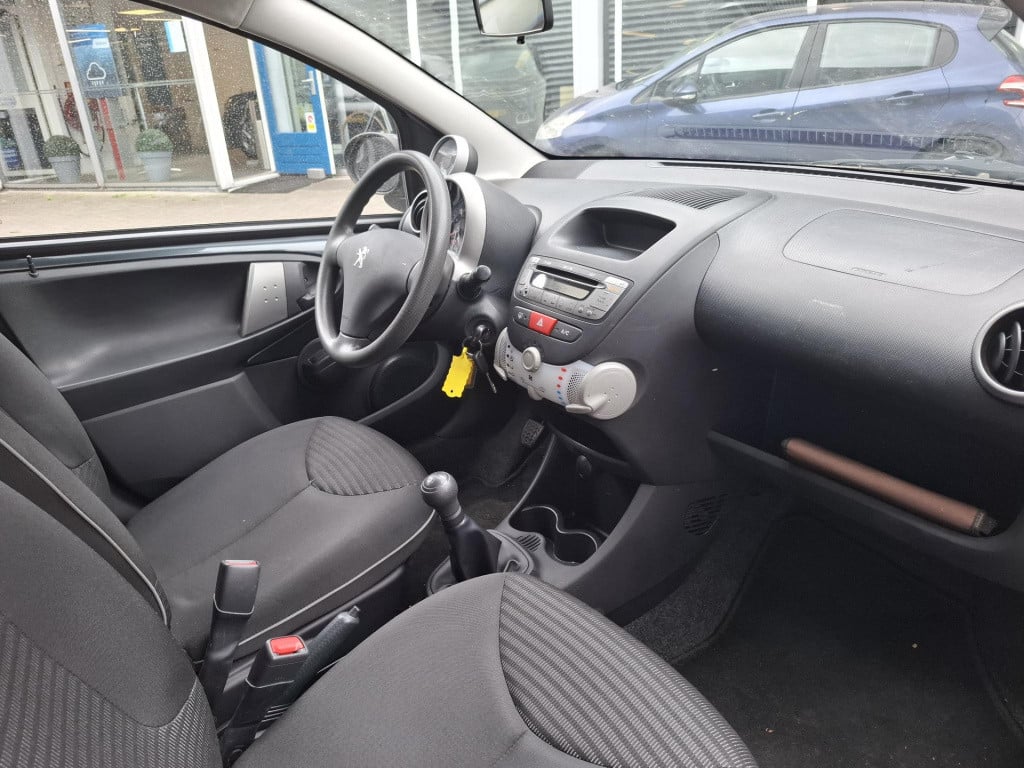 Peugeot 107 1.0i 12v active premium 5-drs airco/led