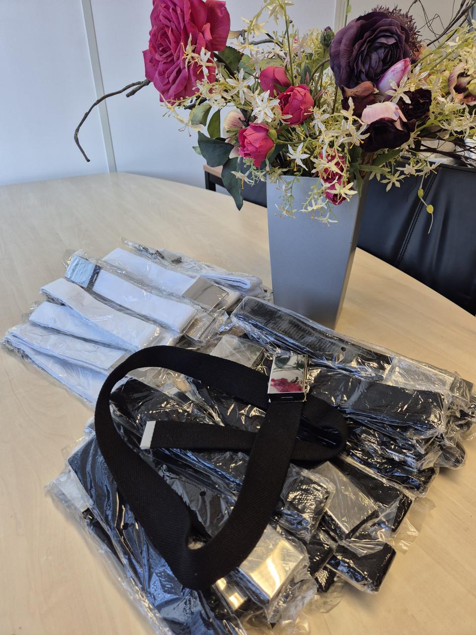 Partij van 20 stoffen riemen - nieuw