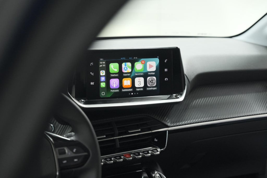 Peugeot 208 puretech 100 allure | adaptieve cruise control | camera | apple