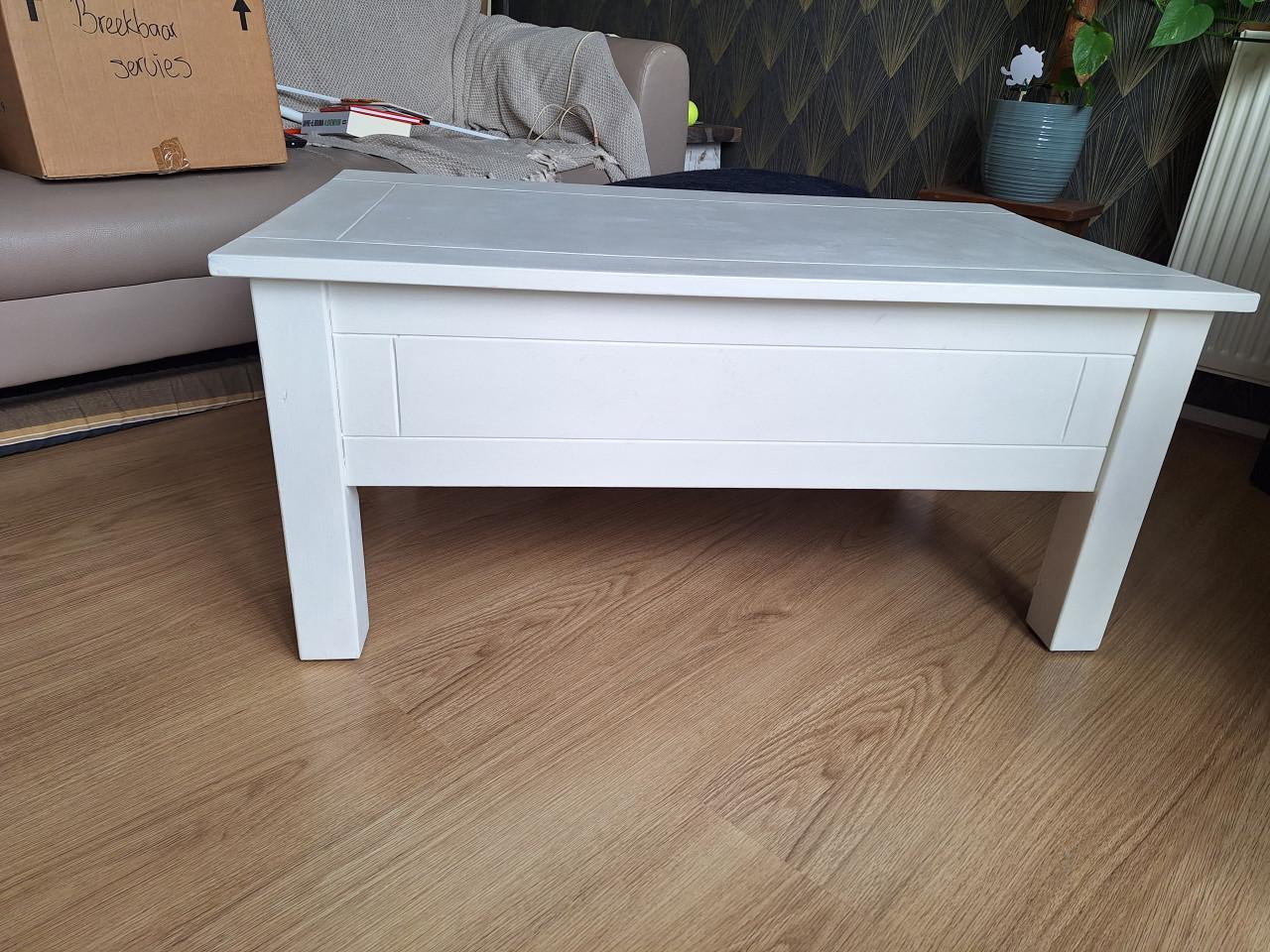 Salon- en bijzettafel