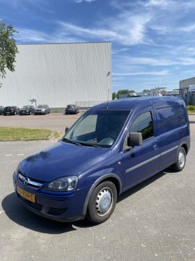 Opel Combo 1.4 Benzine 66 KW Blauw | NIEUWE APK