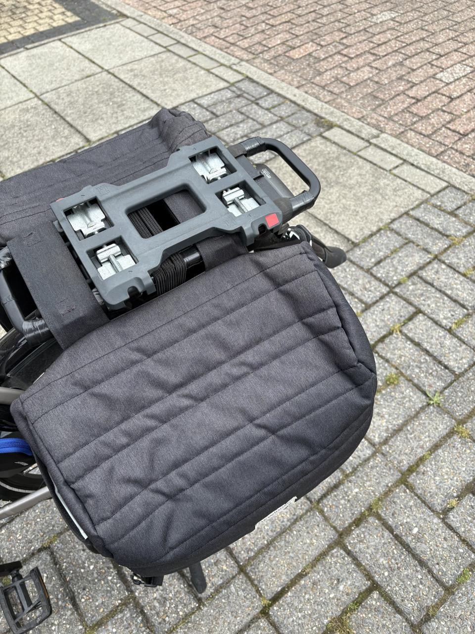 Urban Iki fietsstoel achter met adapter