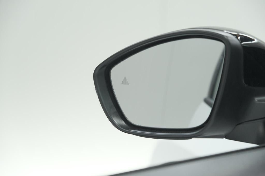 Citroen C3 Aircross 1.2 hybrid 145pk max | camera | dodehoekdetectie | appl