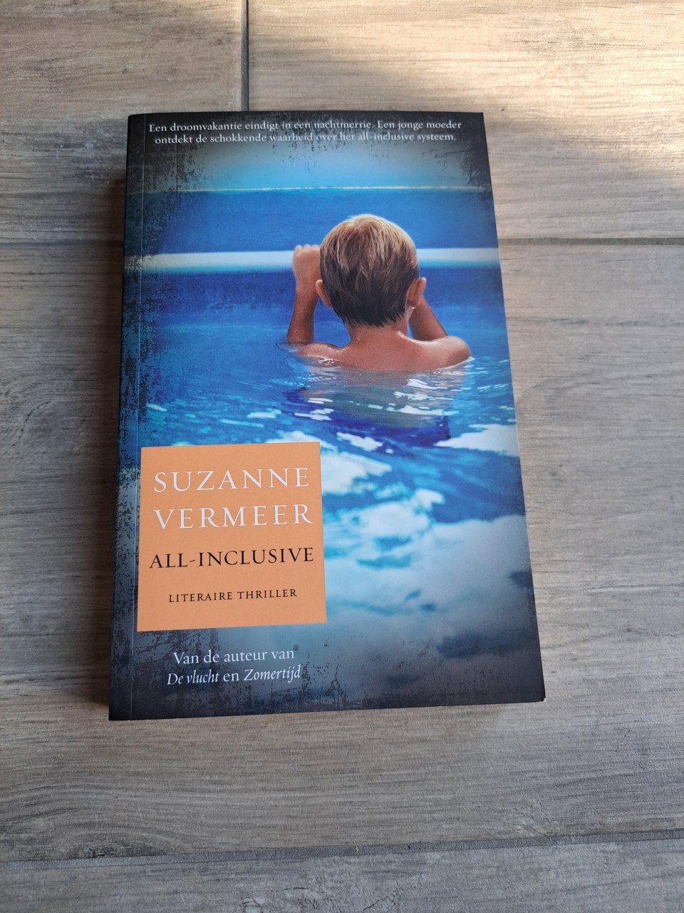 Thriller All inclusive van Suzanne Vermeer