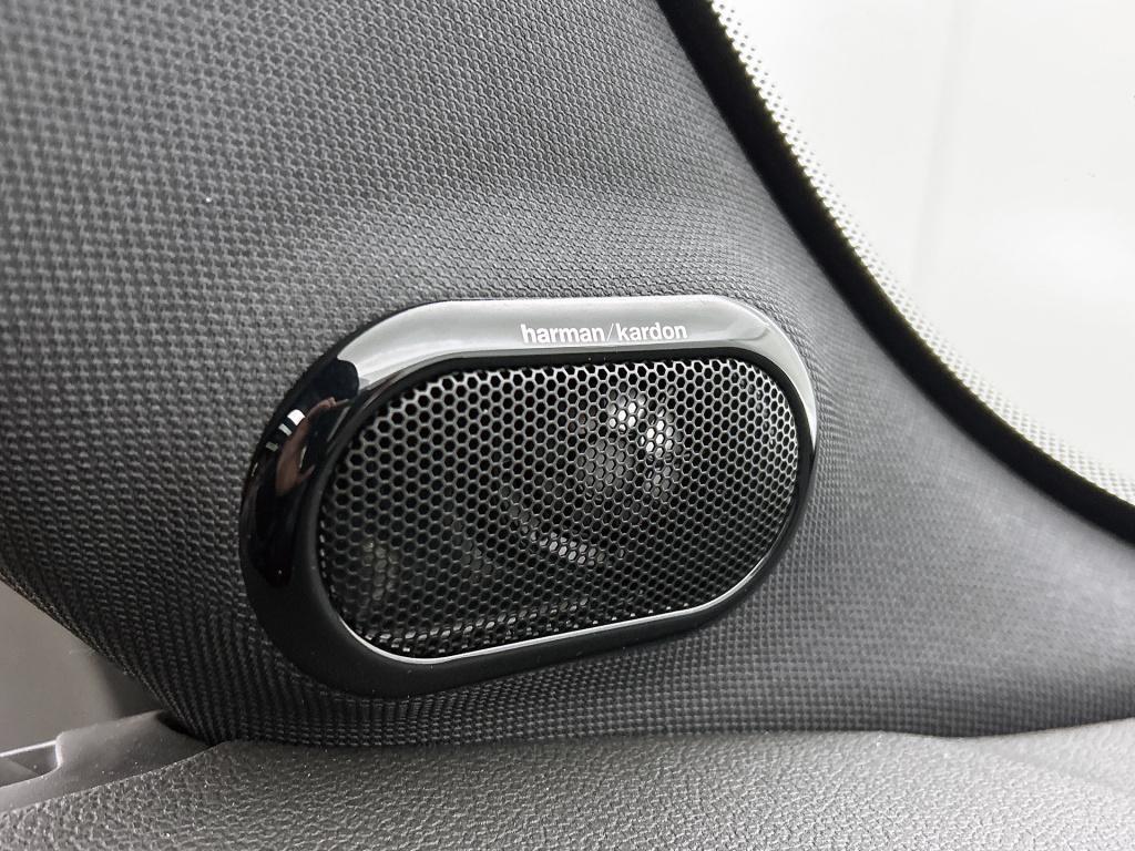 Mini Cooper mini 2.0 hammersmith | harman/kardon audio | schuidak | sfeerve