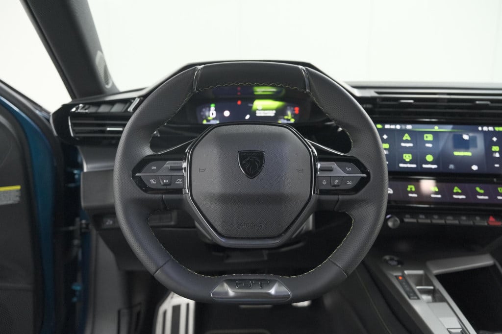 Peugeot 408 puretech 130 eat8 gt | 360 camera | adaptieve cruise control | 