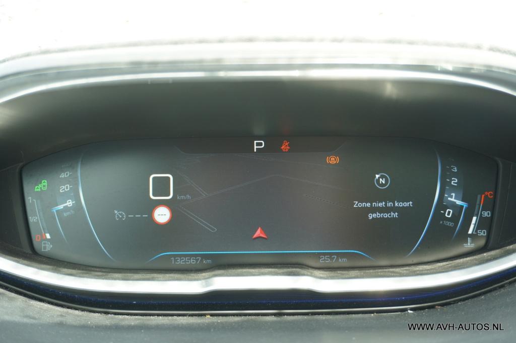 Peugeot 3008 1.2 puretech première automaat