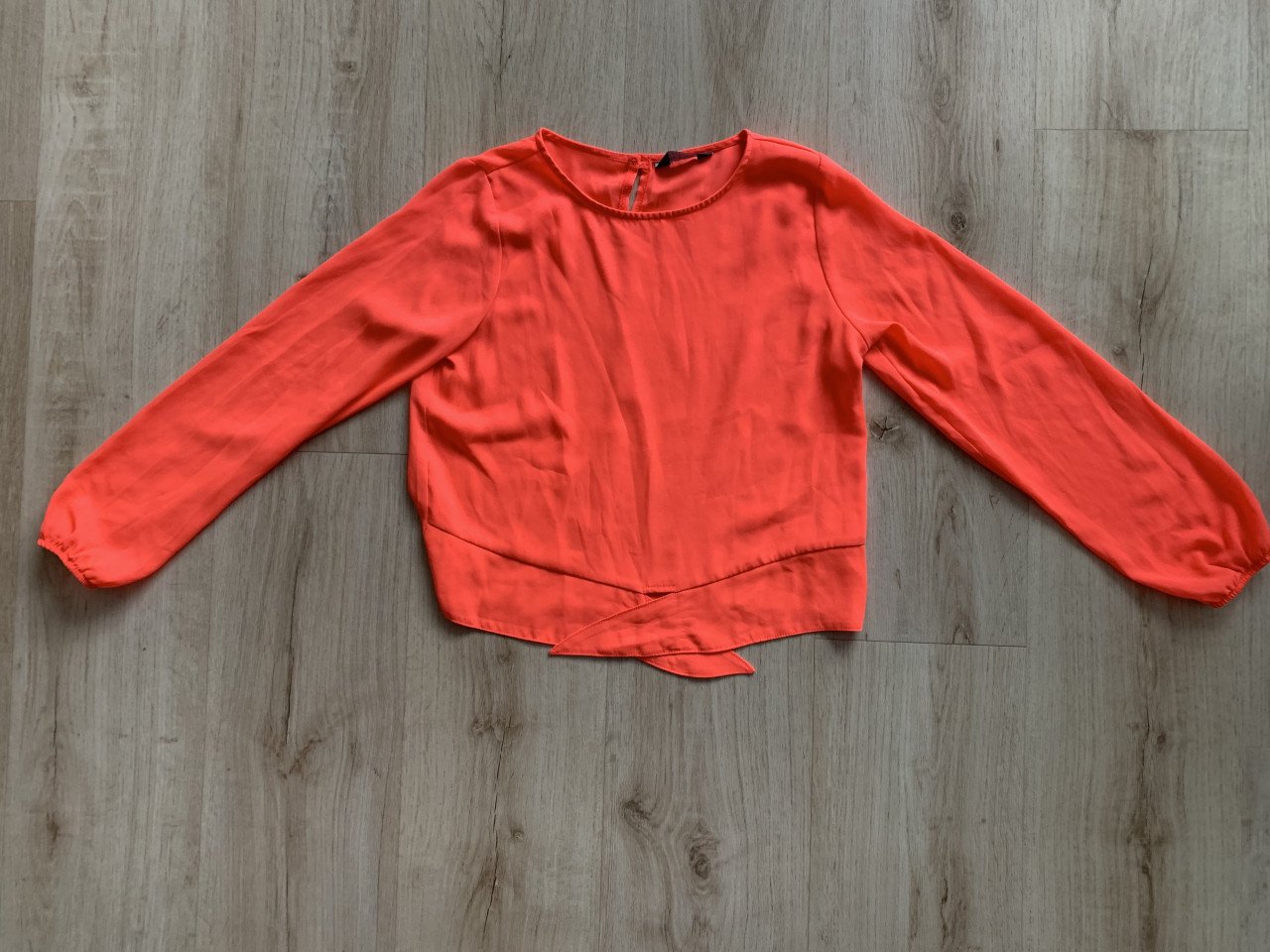 Neon oranje shirt maat 158