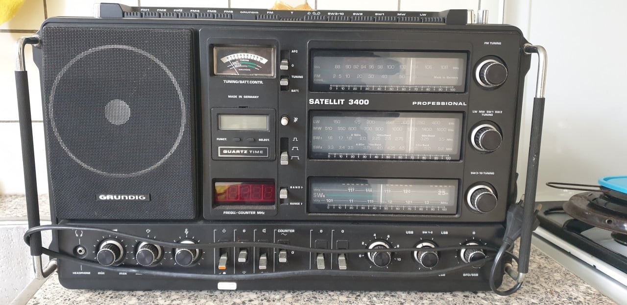 GERESERVEERD Wereldontvanger Grundig