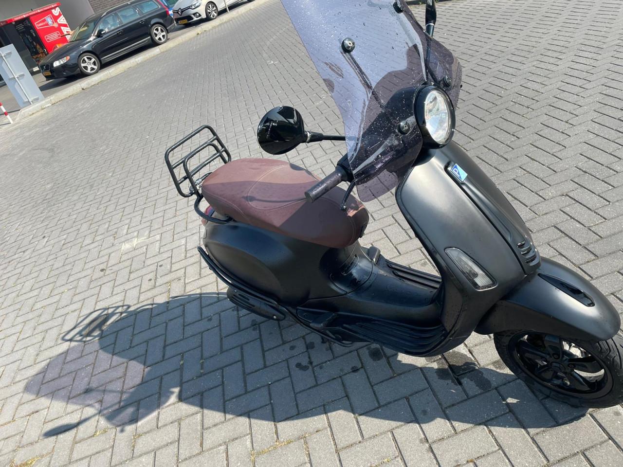Vespa Primavera