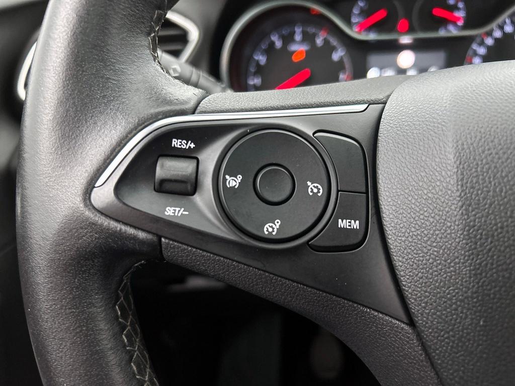 Opel Grandland X 1.2 turbo business executive| trekhaak | panoramadak |