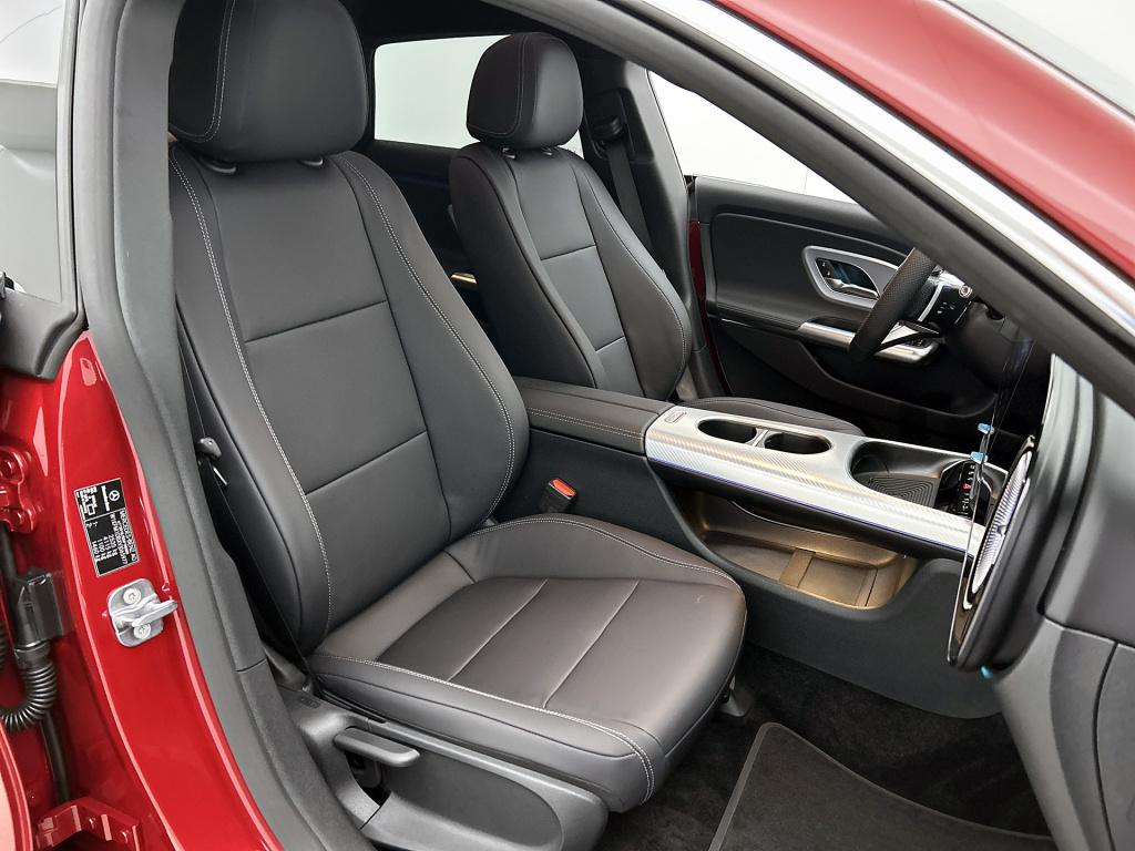 Mercedes-Benz Cla shooting brake 250+ business solution amg 85 kwh | trekha