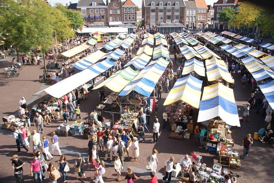 Spelletjes en puzzels op Snuffelmarkt Middelburg