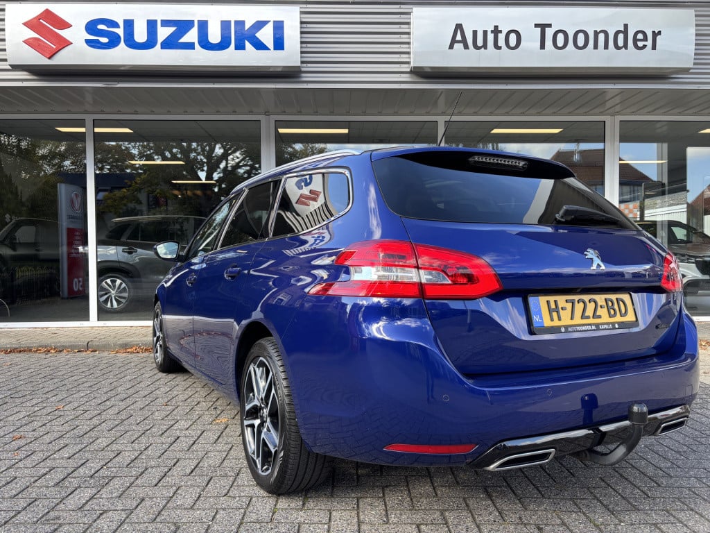 Peugeot 308 sw 1.2 puretech blue lease premium/ panoramadak/ trekhaak