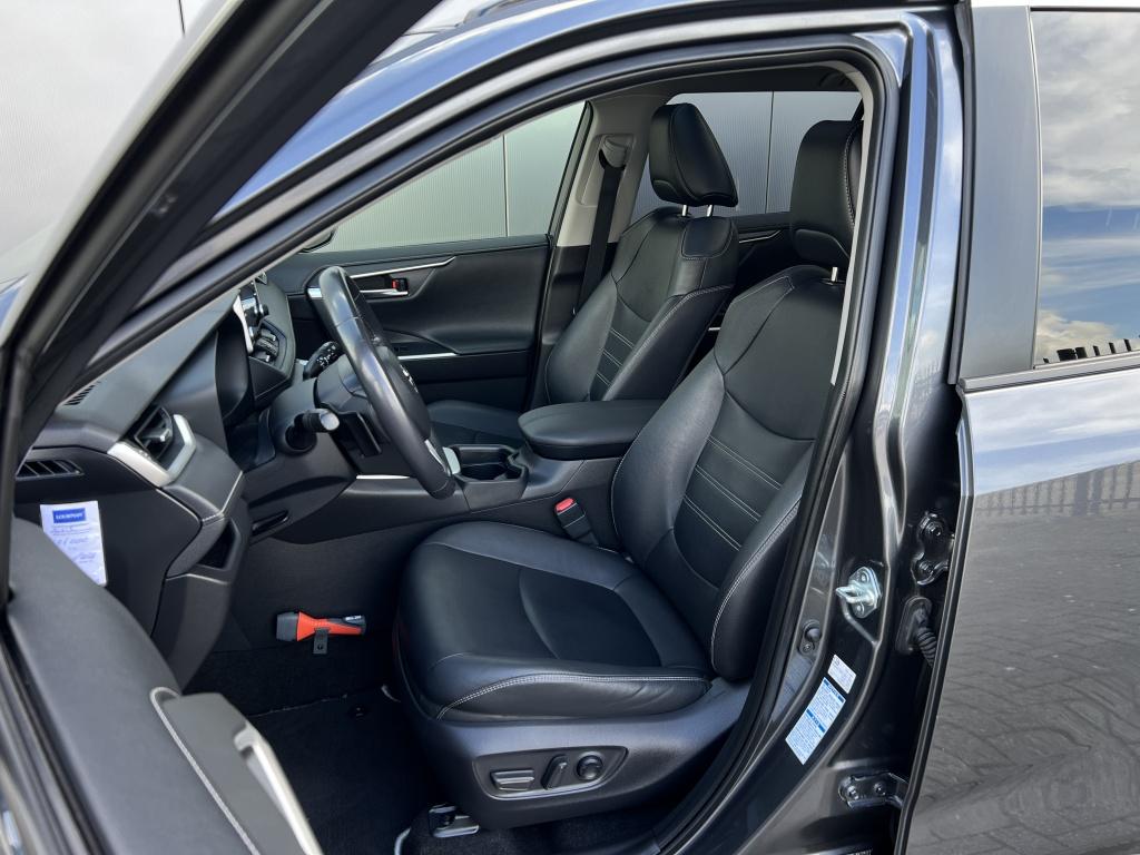Toyota Rav4 2.5 hybrid awd exec. | trekhaak | panodak |