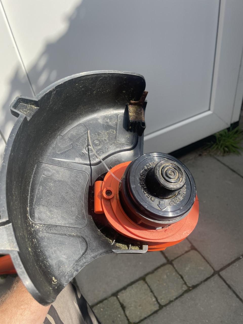 BLACK+DECKER GL310 elektrische grastrimmer – 300W