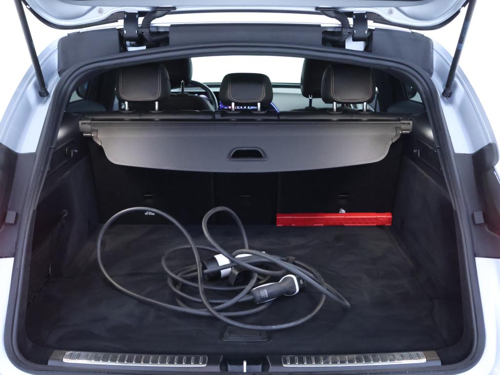 Mercedes-Benz Eqc 400 4matic luxury line 80kw | panoramadak | stoelverwarmi