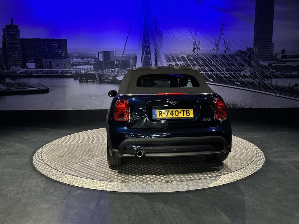 Mini Cooper Cabrio mini 1.5 mini yours *led*camera*navi*